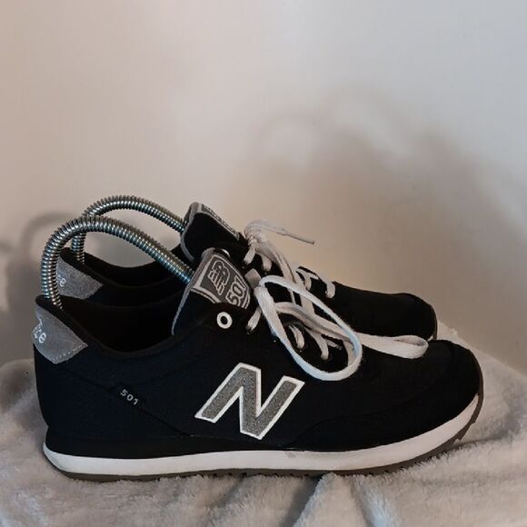 New Balance 501 Ripple Sole Black Sneakers - Picture 1 of 7